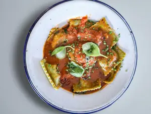 Ravioles de pollo