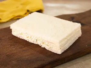 Sandwich roquefort y jamón