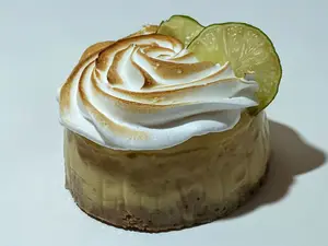 Lemon cheesecake