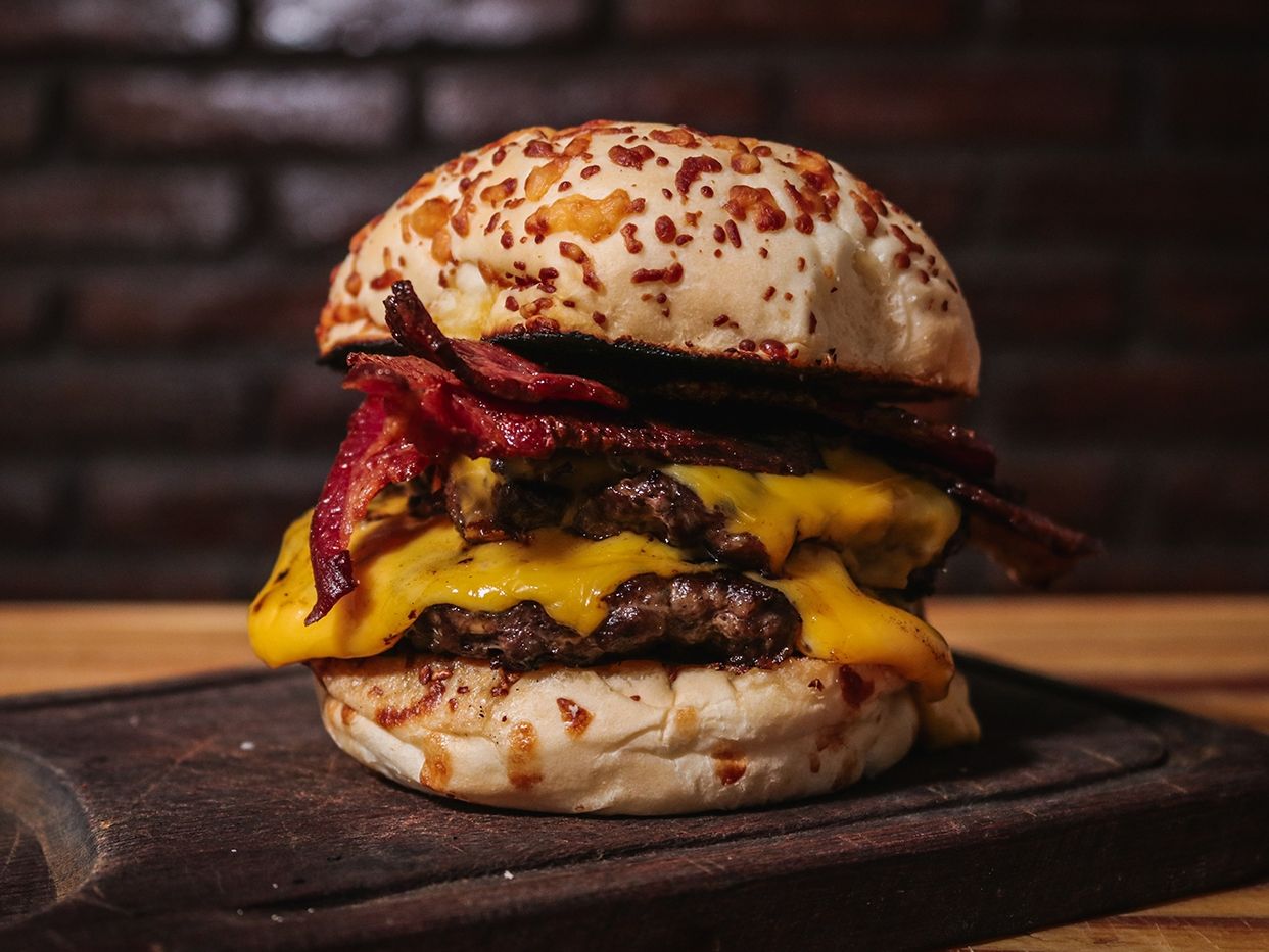 Portada de La Mia Casa Burger