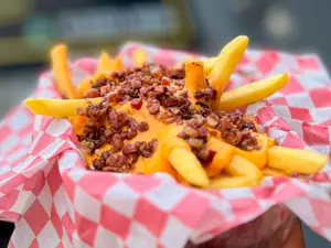 Papas Con Cheddar Y Bacon
