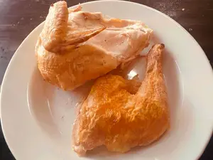 1/2 pollo + papas o mixta