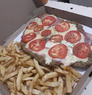 Pizzanesa explosiva con papas