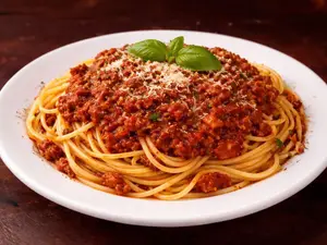 Tallarines con bolognesa