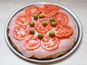 Pizza napolitana con jamón