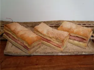 Fosforitos de jamon y queso