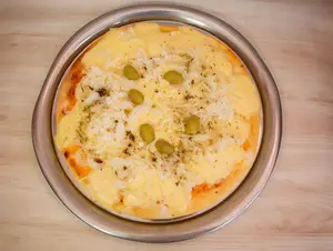 Fugazza con muzzarella