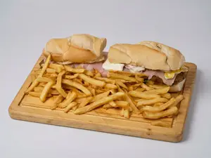 Misil milanesa completo c/ papas fritas