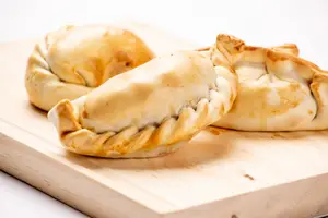 Empanada de jamón y queso