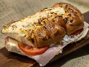 Espiga de jamón, queso, t y h