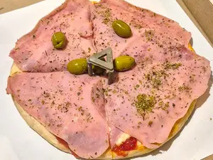 Jamon Y Muzzarella Chica