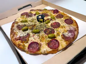 Pizza calabresa