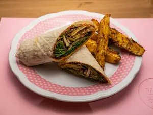 Wrap caprese