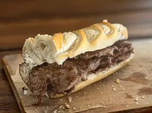 Sándwich bife de chorizo