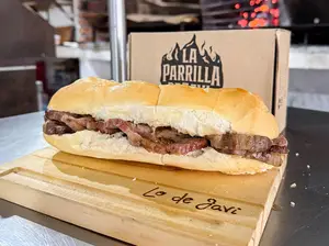 Sándwich bondiola