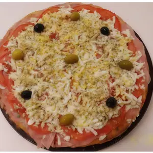 Muzza c jamón, tomate y huevo