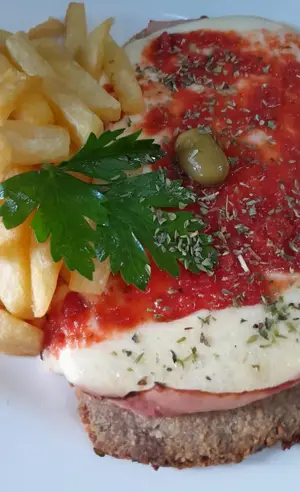 Milanesa Napolitana Con Fritas