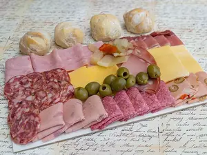 La Picadita Al Paso