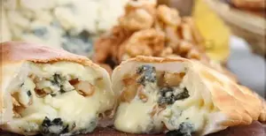 Empanada de roquefort