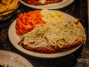 MILANESA FUGAZZETA
