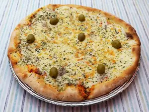 Pizza muzzarella a la piedra