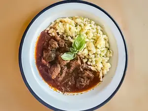 Goulash con spaztle