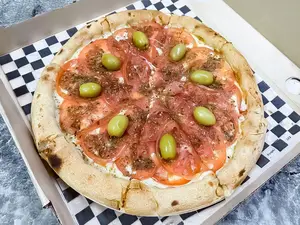 Pizza napolitana