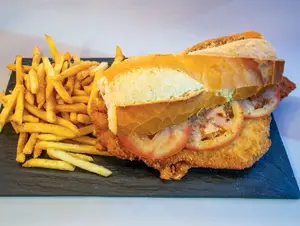 Sandwich de mila de carne