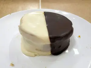 Alfajor de frutos rojos