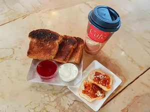 Café con desayuno saludable