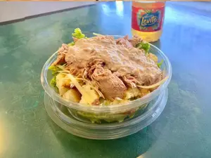 Ensalada cesar con atun