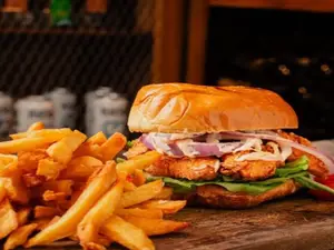 Sandwich de pollo crocante