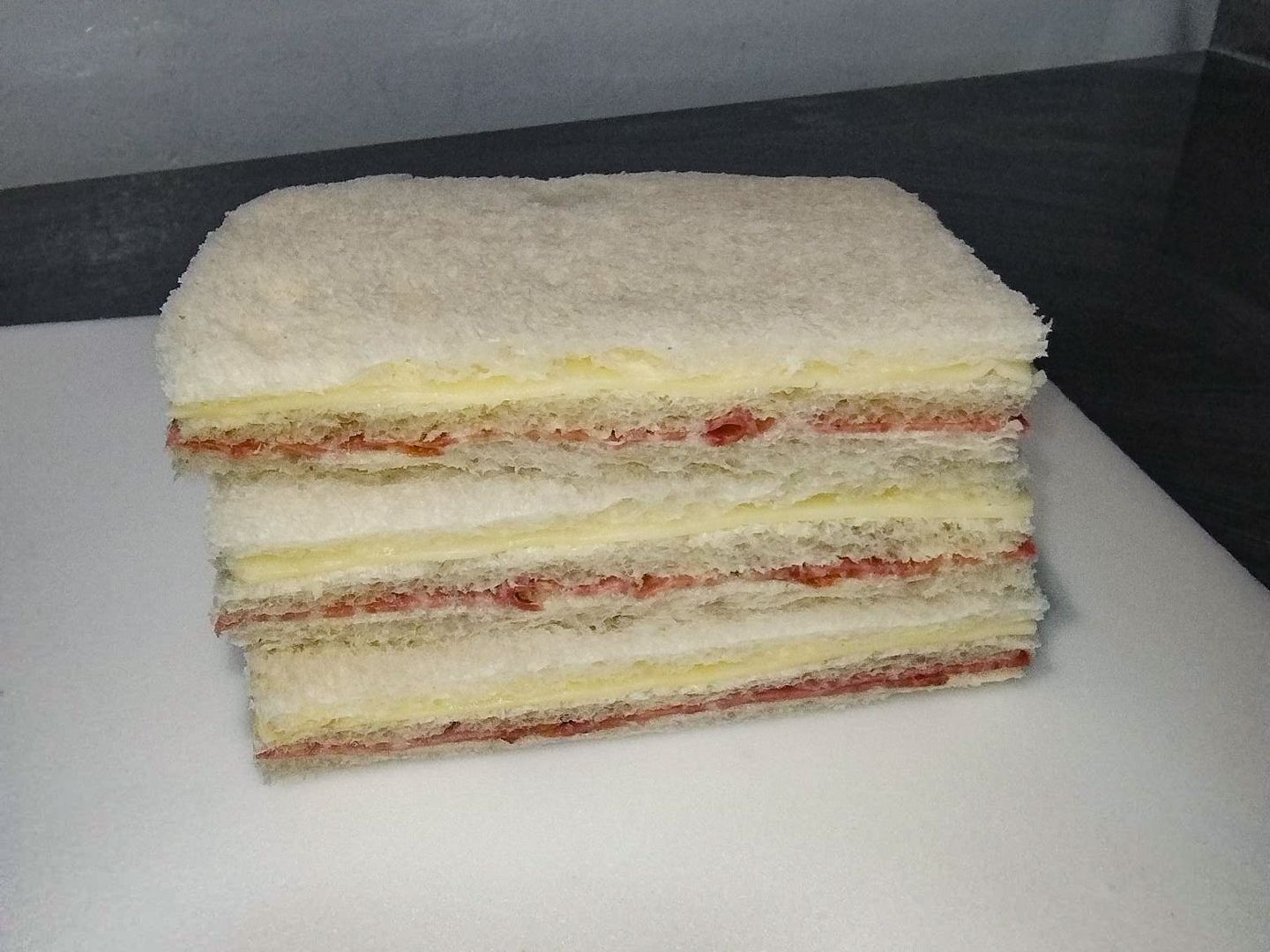Sándwiches triples