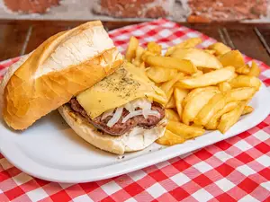 Choripan fugazzeta con fritas