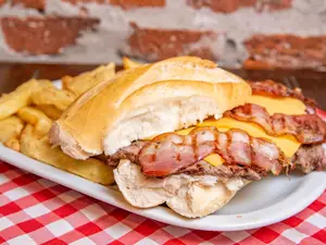 Lomito Xr250 con Fritas