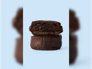 ALFAJOR CHOCO Y FRAMBUESA