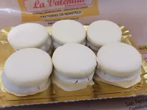 Alfajores maicena bañados x6b