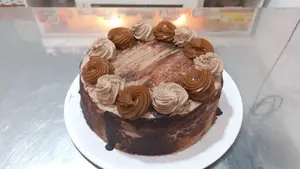 Mousse y dulce chica