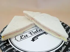 Triple X1 Atun Y Queso