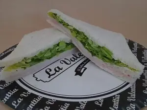 Triple X1 Lechuga Y Jamon