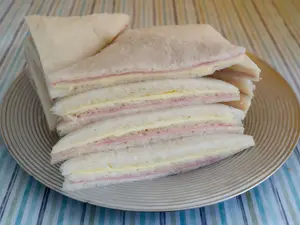 Triples Jamon Y Queso X12