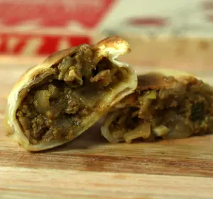 Empanada De Carne Picante