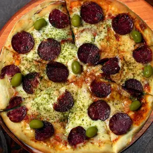Pizza De Longaniza
