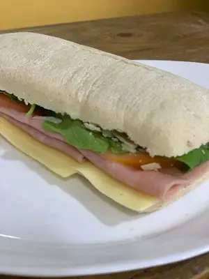 Sandwich Jamon y Queso