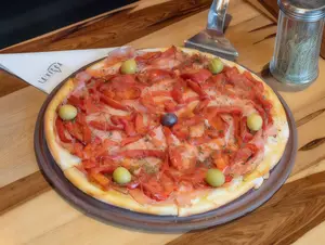 Jamón y morrones med