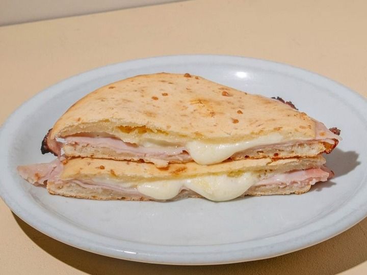 La Vicca Pasteleria Y Cafe Almagro