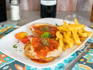 Milanesa de lomo napolitana