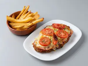 Milanesa napolitana