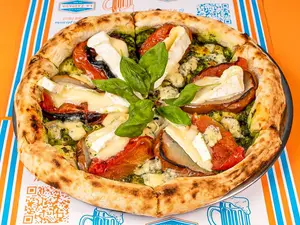 Pizza cuatro quesos