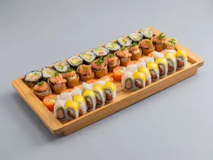 Comb salmon (30 piezas)